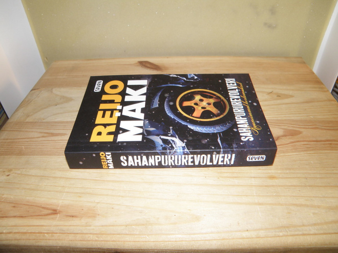 Reijo Mäki Sahanpururevolveri (nidottu)