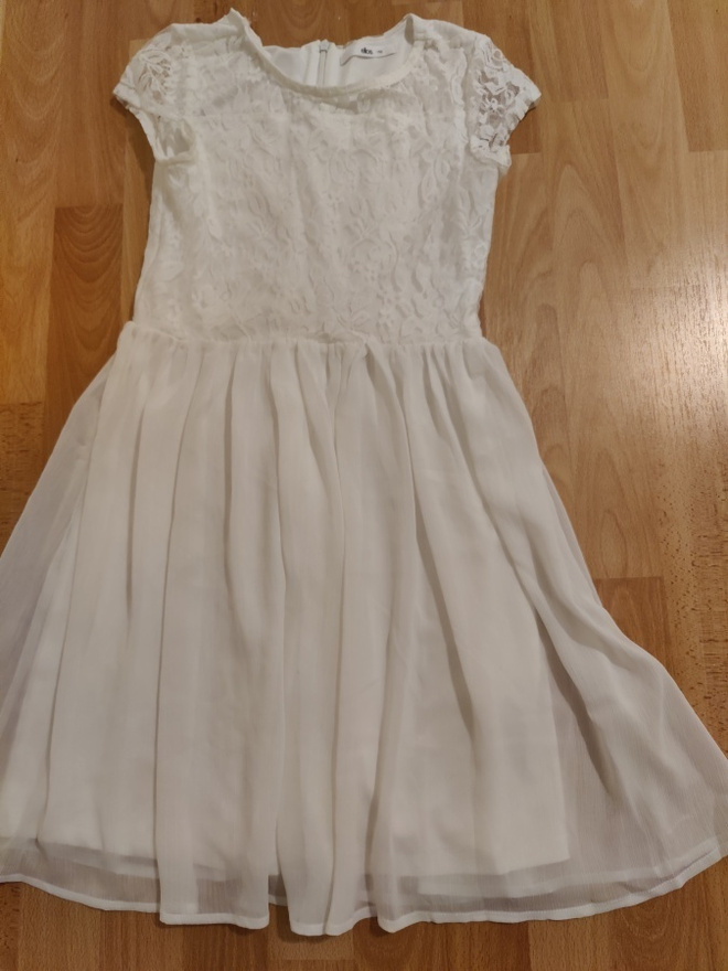 Valkoinen juhlamekko koko 152cm