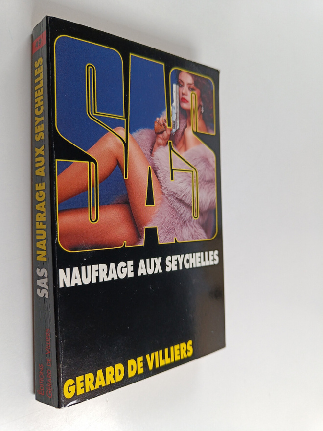 Gerard De Villiers : Naufrage aux Seychelles