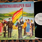 SATEENKAARILIPUN ALLA - kokoelma  - LP 1973 EX - pikkukuva 1