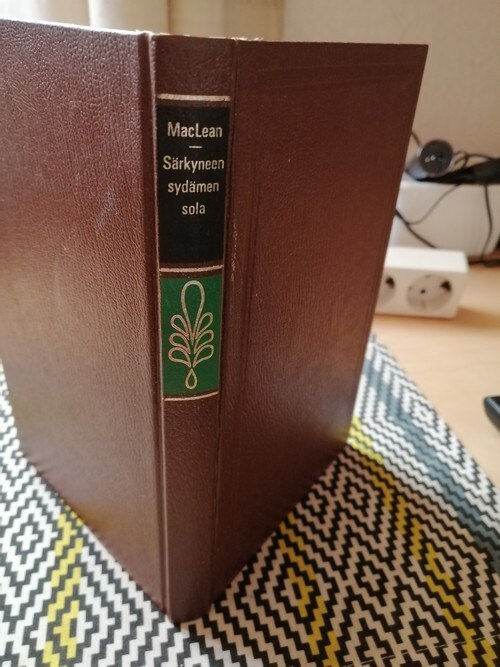 Alistair MacLean : Särkyneen sydämen sola