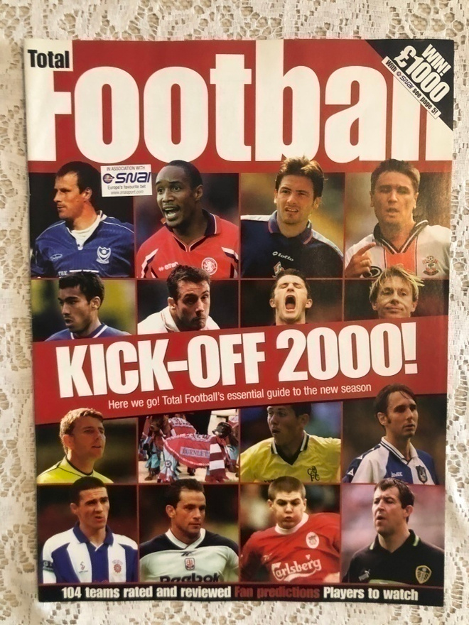 Total Football Kausiopas 2000-2001.