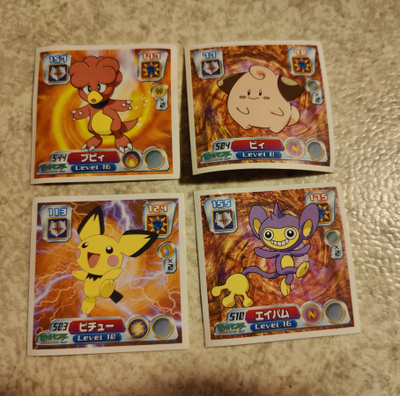 Pokemon Lotte -keräilytarroja