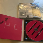 Niina Saarikangas 2 x CD toinen muoveissa, toisessa nimmari - pikkukuva 2