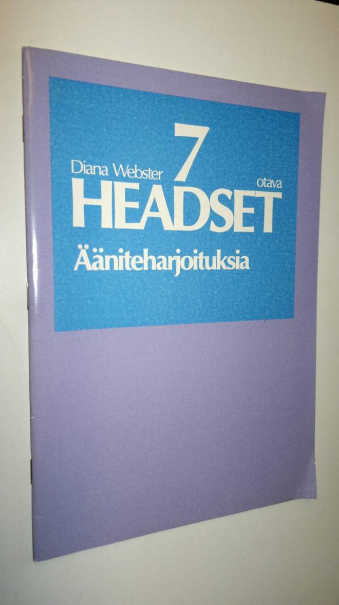 Diana Webster : Headset 7