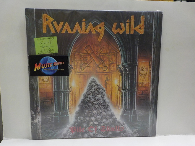 RUNNING WILD - PILE OF SKULLS GER-92  EX-/EX+ LP