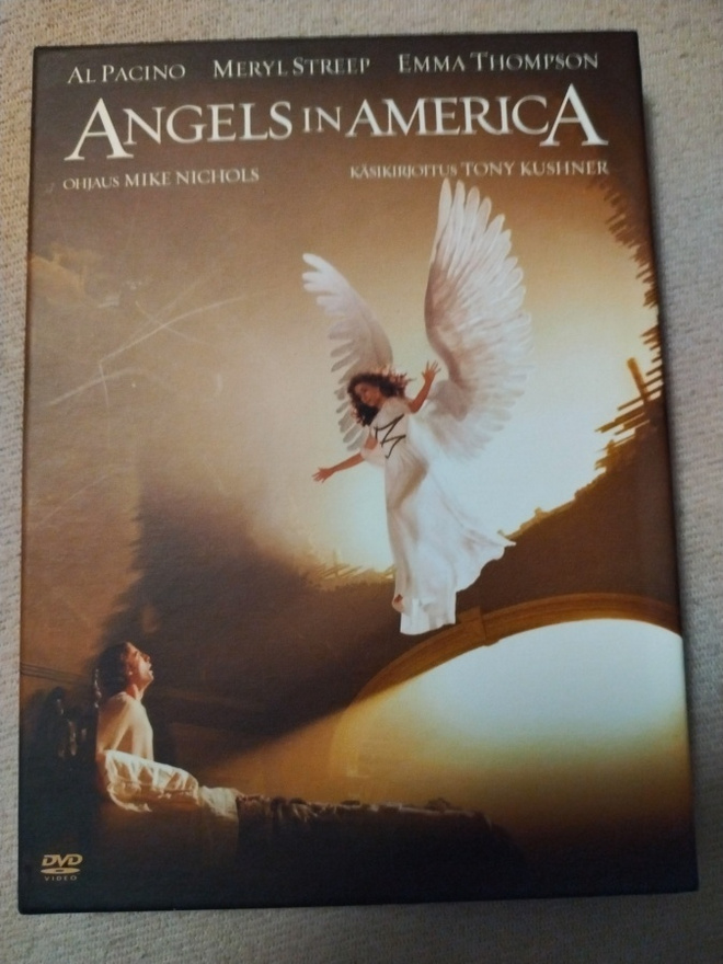 Angels in america suomijulkaisu