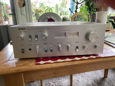 Yamaha CA-610 vahvistin