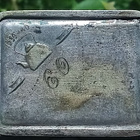 Sodanaikainen peltirasia, koko 65 × 51 mm. Vuosilta 1939–194 - pikkukuva 1