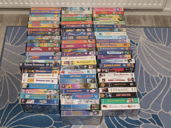 2e/kpl Disney ja Muut VHS Kasetit