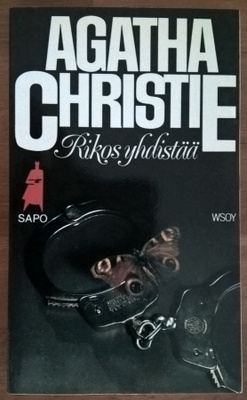 Agatha Christie: Rikos yhdistää - 15 rikoskertomusta