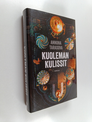 Anniina Tarasova : Kuoleman kulissit