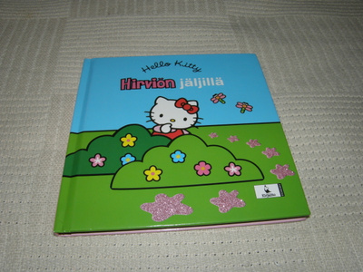 Hello Kitty Hirviön jäljillä