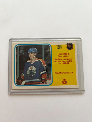 1982-83 O-Pee-Chee Wayne Gretzky #235