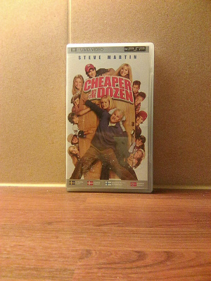 PSP: CHEAPER BY THE DOZEN UMD VIDEO
