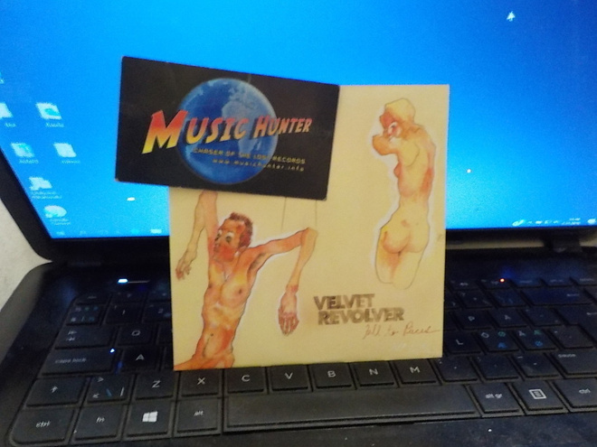 VELVET REVOLVER - FALL TO PIECES UUSI +