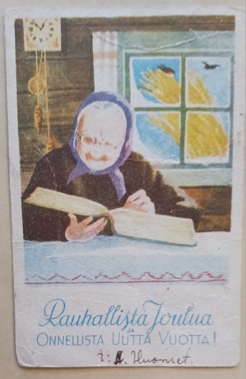 Liimatainen: Vanha rouva lukee Raamattua pirtissä, p. 1944