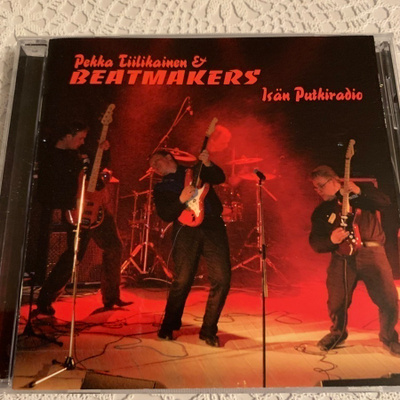 PEKKA TIILIKAINEN & Beatmakers: Isän putkiradio * FIN 2006