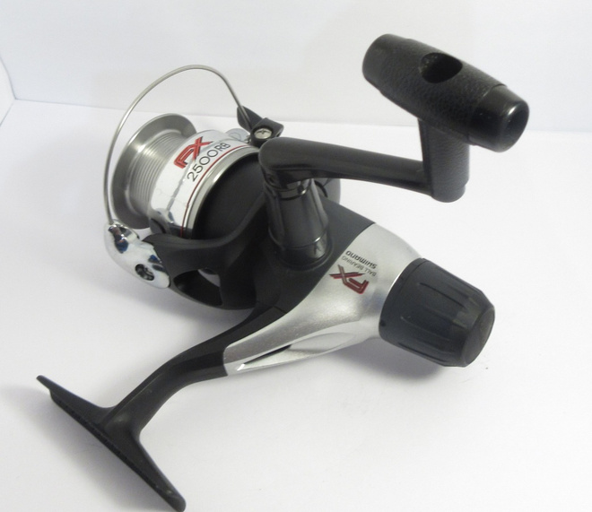 Shimano FX 2500 RB avokela