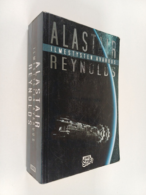Alastair Reynolds : Ilmestysten avaruus (signeerattu)