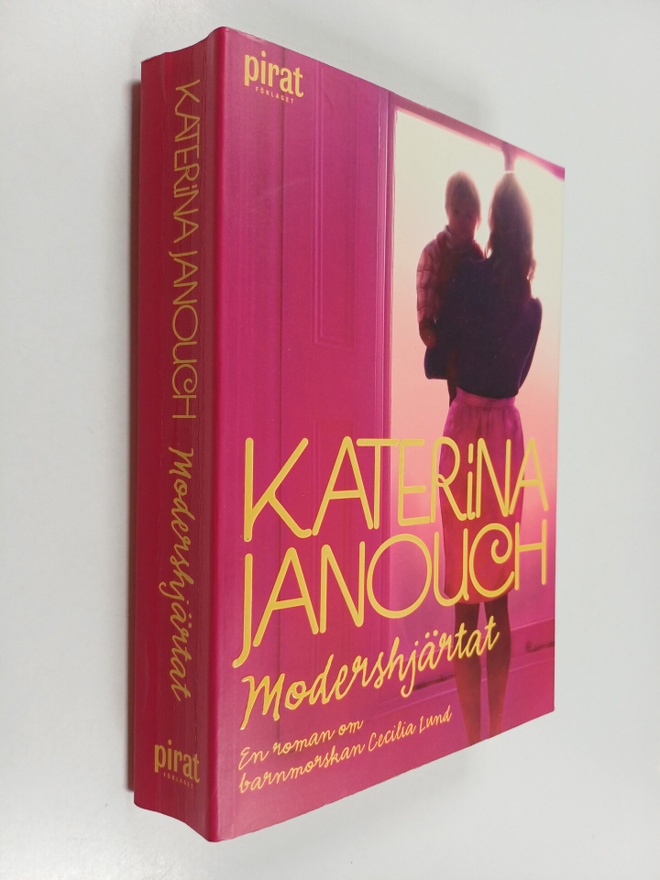 Katerina Janouch : Modershjärtat : roman