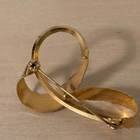 Rintaneula helmellä 1960-luvulta, koko n 5 cm x 3,8 cm! - pikkukuva 2