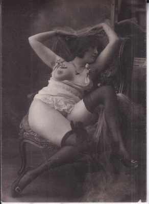 Nainen nude foto e172