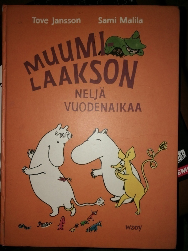 Muumi kirja Muumilaakson 4 vuodenaikaa