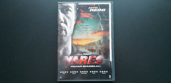 DVD: Vares - Pahan Suudelma (Antti Reini 2010)