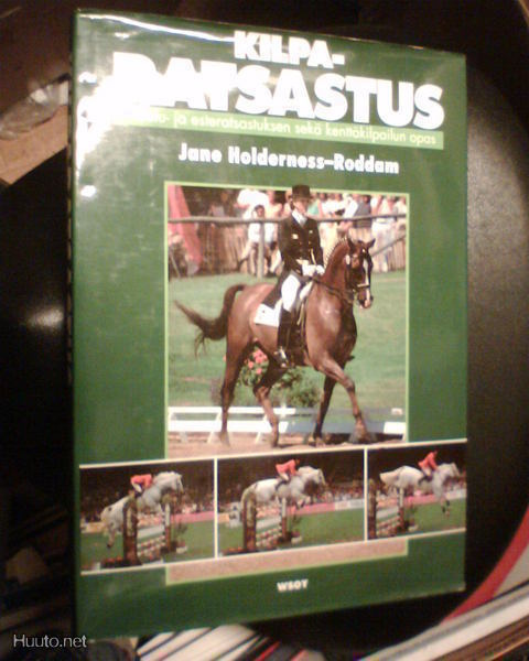 Holderness-Roddam: Kilparatsastus  (Sis.pk:t)