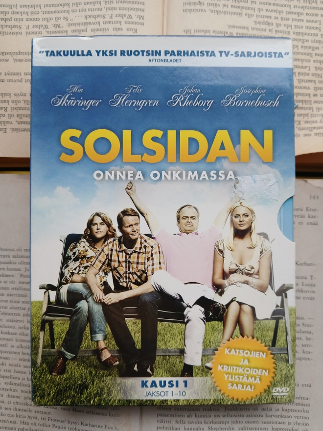Solsidan / Onnea Onkimassa: kausi 1 (DVD)