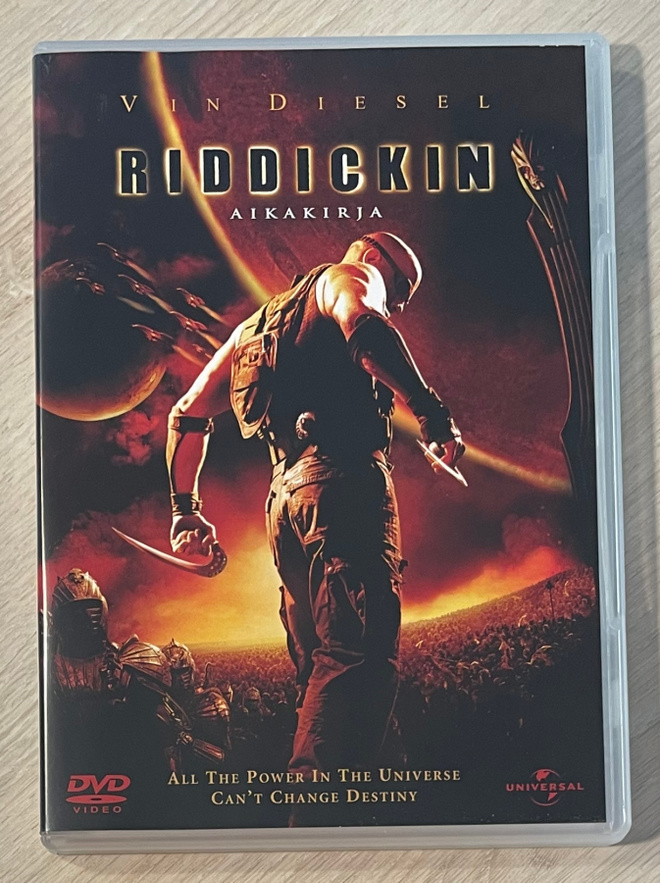 Riddickin aikakirja (2004) Vin Diesel, Thandie Newton