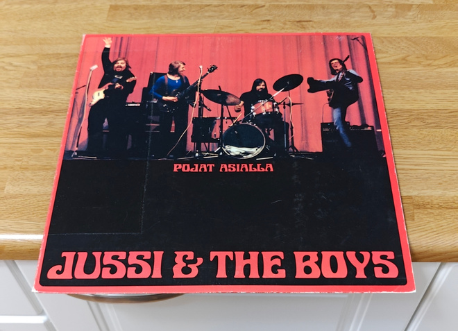 Jussi The boys Pojat asialla LP