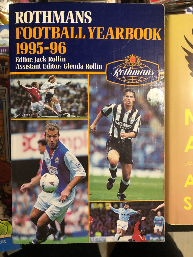 Rothman’s Football Yearbook 1995-1996.