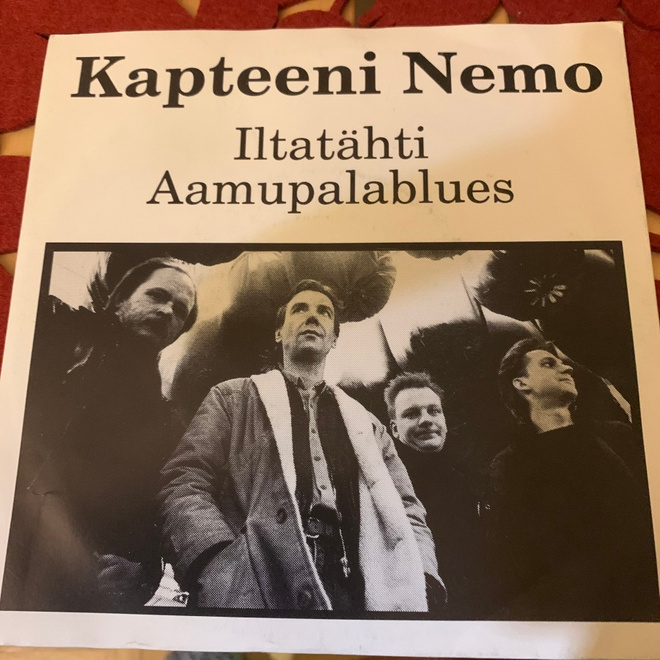 KAPTEENI NEMO: Iltatähti * Aamupalablues * FIN 1989