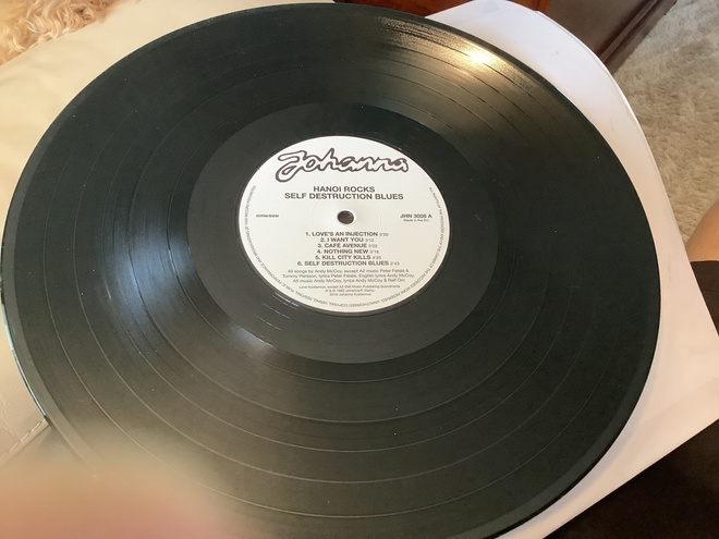 HANOI ROCKS / Self Destruction Blues vinyl.