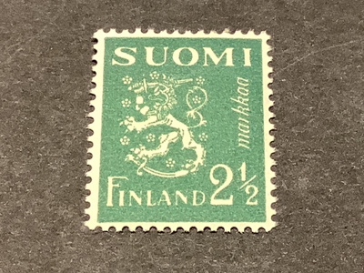 322 / 1947 M30 Leijona vihreä 2,50 mk ** postituore