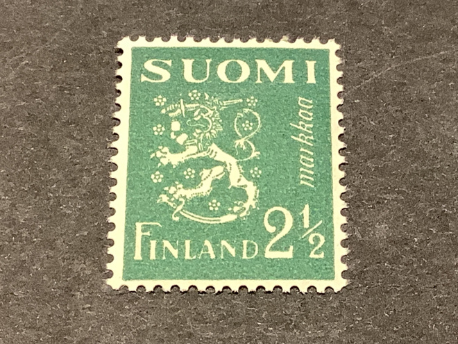 322 / 1947 M30 Leijona vihreä 2,50 mk ** postituore