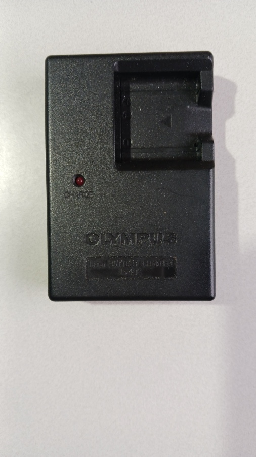 Olympus kameran laturi Li40c