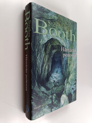 Stephen Booth : Hämärän peitossa
