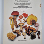 Roger Phillips : Mushrooms and other fungi of Great Brita... - pikkukuva 2