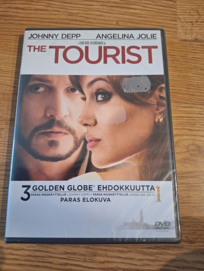 The Tourist-MUOVISSA