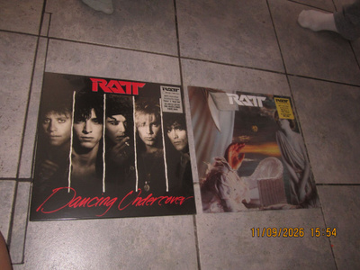 Ratt: 2kpl LP - Dancing Undercover & Reach For The Sky UUDET