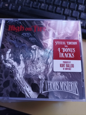 High on fire De vermis mysteriis