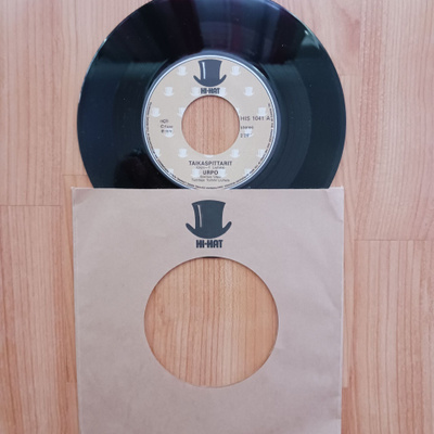 Urpo – Taikaspittarit 7" orig 1979 Rock'n'Roll uusi mint