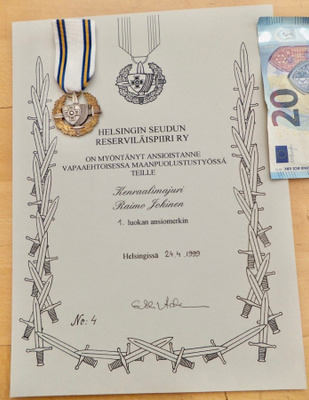 Ansiomerkki 1lk Reserviläispiiri Helsinki Kenraali Hopea N 4