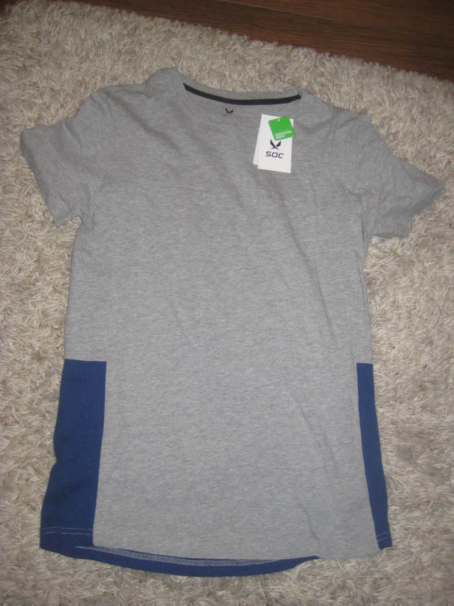 **SOC T-paita, uusi  koko  XS  n 164/170 cm**