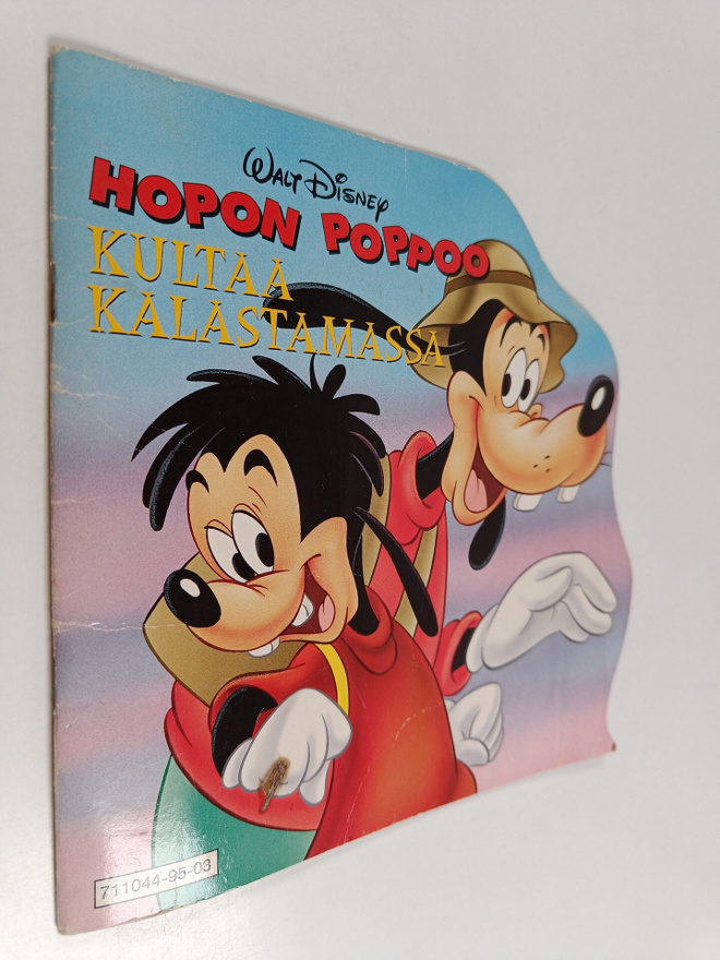 Walt Disney : Hopon poppoo kultaa kalastamassa