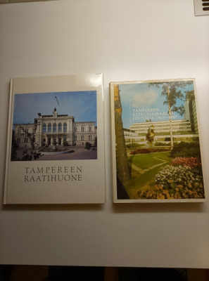 2kpl Tampereen Raatihuone ja Keskussairaalan historia