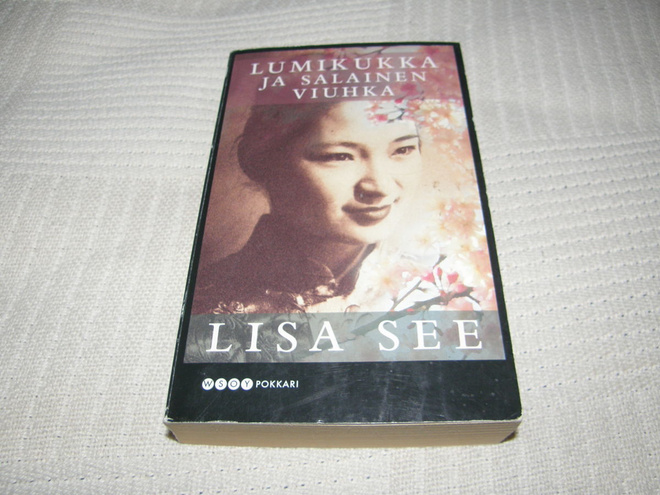 Lisa See Lumikukka ja salainen viuhka  -pok